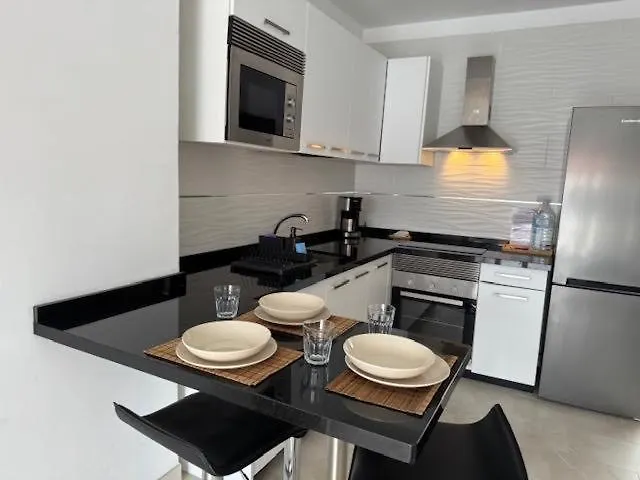 Vv Lava 8 Candelaria